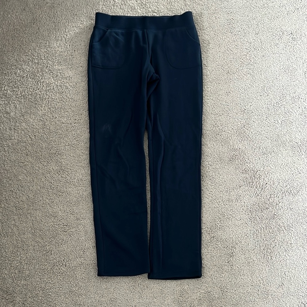 Navy blue sweats, straight cut